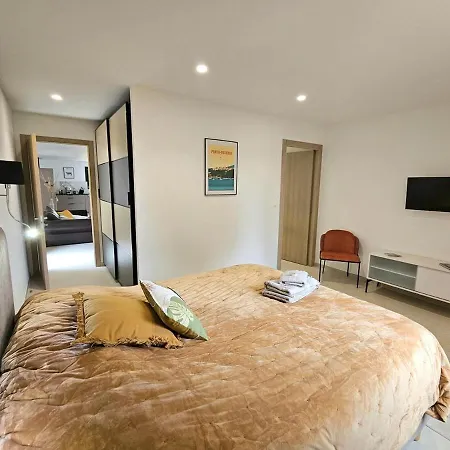 Splendide Avc Piscine-les Collines Villa *