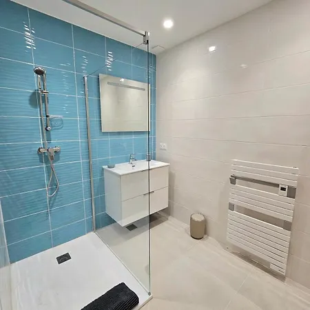 Splendide Avc Piscine-les Collines Bastia (Corsica)