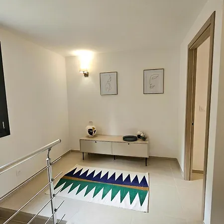 Splendide Avc Piscine-les Collines Bastia (Corsica)